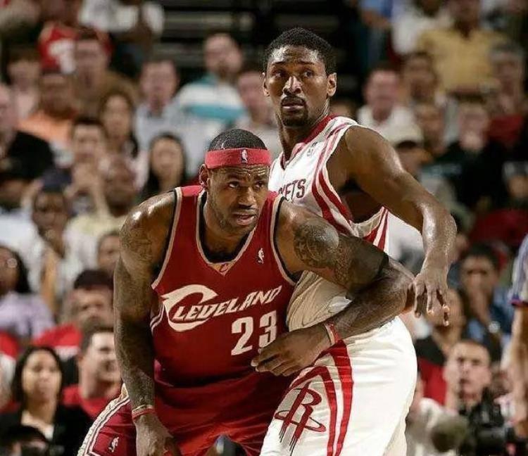 姚明nba十佳球集锦「NBA10大罕见镜头姚明6犯下场摔毛巾硬汉伊巴卡遇一人也怂」