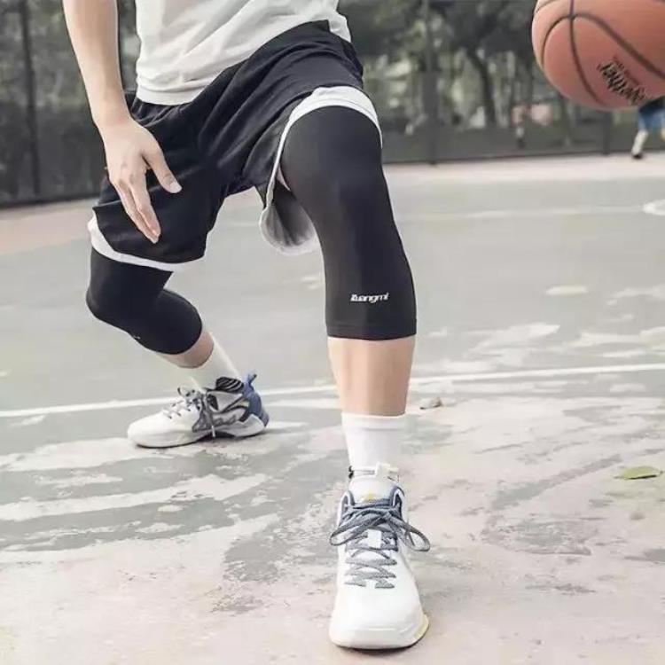 打篮球保护装备「夏天打球怕受伤这3款篮球护具让你运动时没有烦恼」