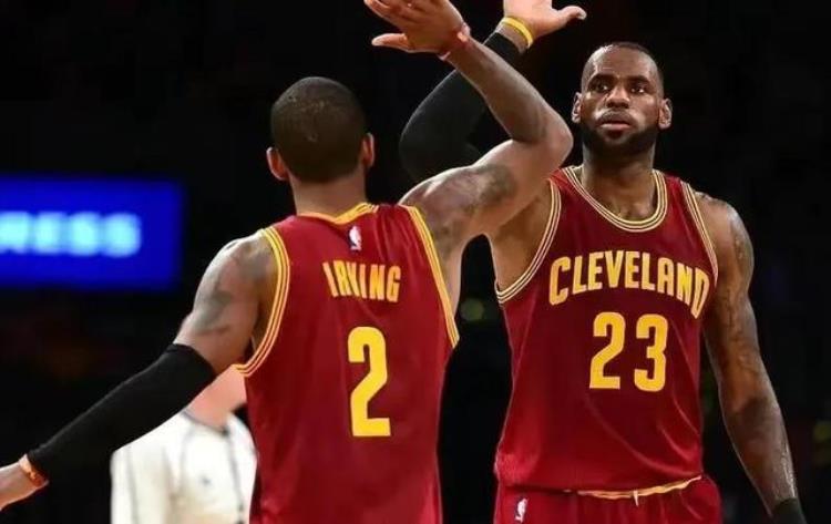 nba水花「现役堪称名场面的五大巨星时刻水花兄弟震惊四座欧文逆天改命」