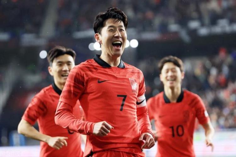 韩国球员收入「韩国球员身价榜孙兴慜6000万领衔一人效力于中超」