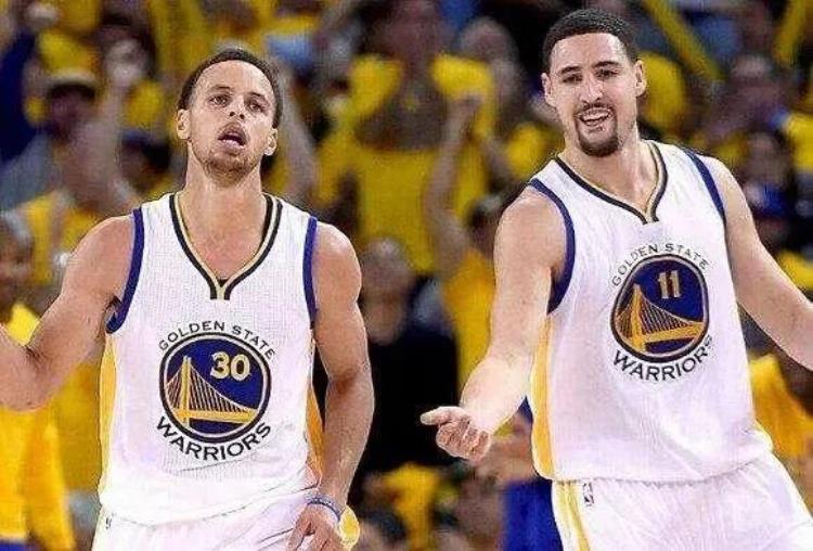 nba水花「现役堪称名场面的五大巨星时刻水花兄弟震惊四座欧文逆天改命」
