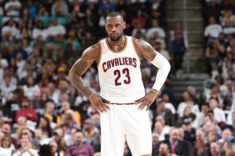 nba水花「现役堪称名场面的五大巨星时刻水花兄弟震惊四座欧文逆天改命」