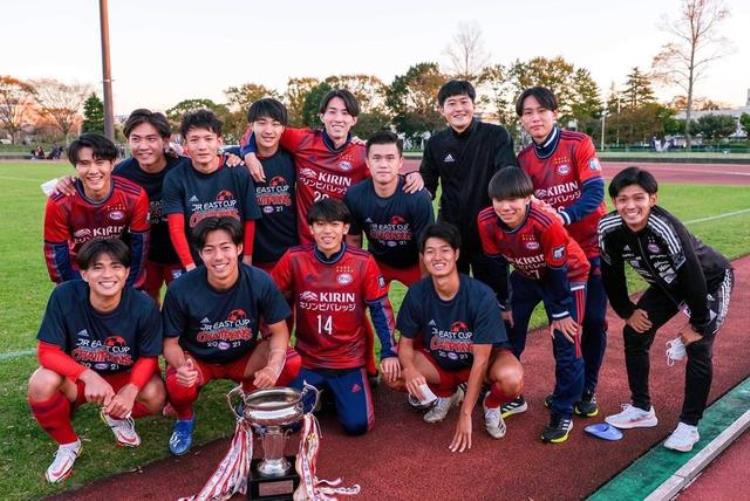 日本高校联赛「这所日本大学今年总共有12位毕业生要去踢J联赛」