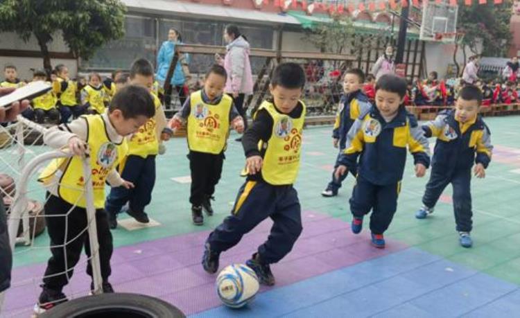 全国幼儿园足球「乐山市中区实幼牟子园蔬香杯幼儿足球比赛」