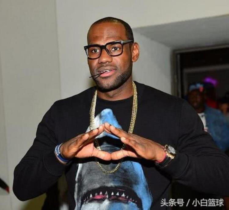 nba球星戴的金项链「NBA喜欢带金链子的球星有多少雷霆三少入榜1人傲视联盟」