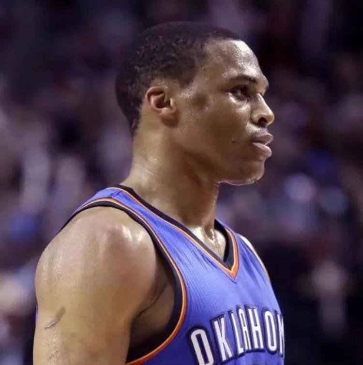 为什么普通人打不了nba「NBA球星力量有多恐怖看完就知道普通人为何打不了NBA」