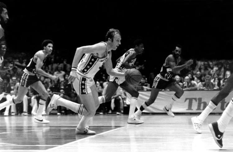 比尔·坎宁安「nba75大巨星比利坎宁安」