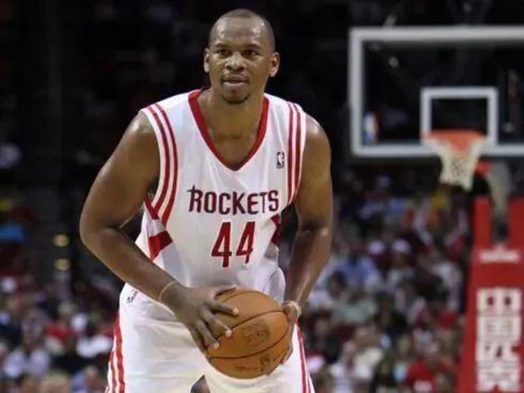 杰伦布朗伤势「NBA很多离奇的受伤事件盘点杰伦布朗因右手手指擦玻璃受伤了」