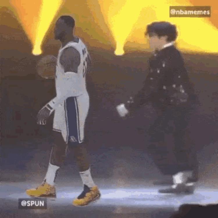 五十步笑百步「五十步笑百步詹姆斯你真酷」