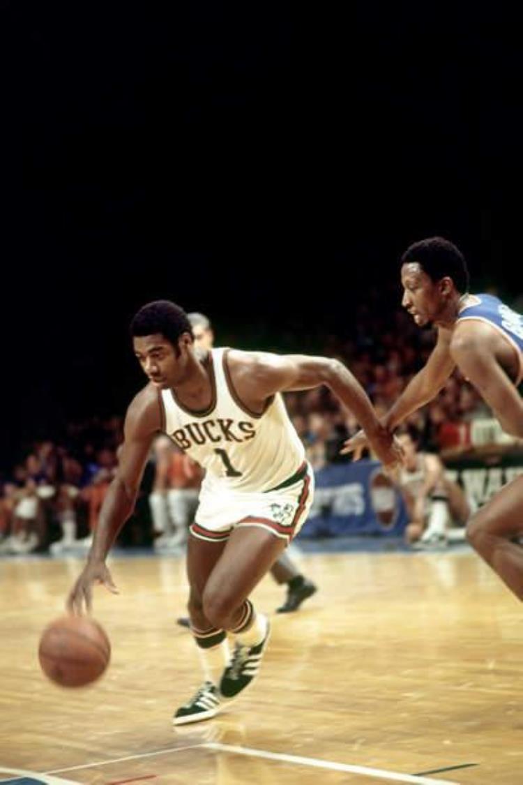 nba历史最强十大状元「NBA史上10大最强状元之610名艾弗森第9奥拉朱旺上榜」