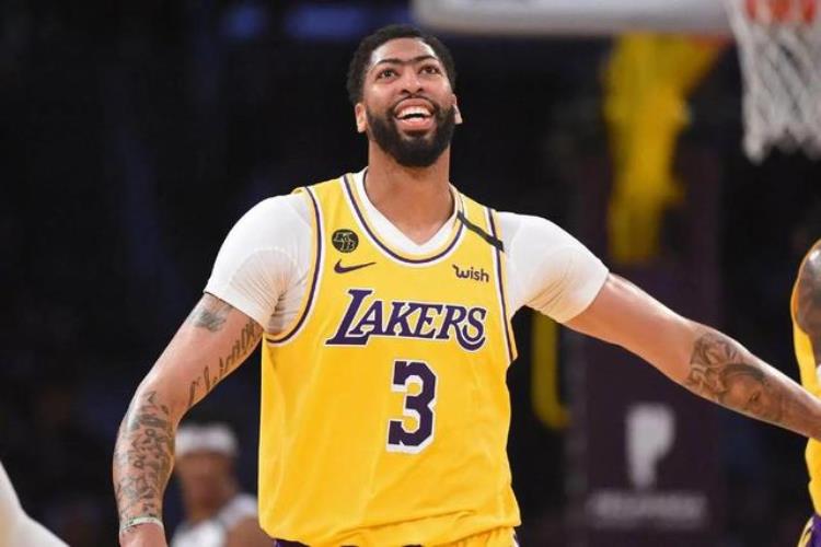 盘点nba现役十大拉胯球星有哪些「盘点NBA现役十大拉胯球星」