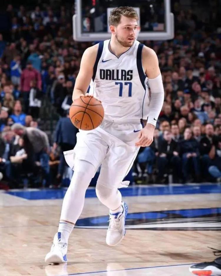 盘点nba现役十大拉胯球星有哪些「盘点NBA现役十大拉胯球星」