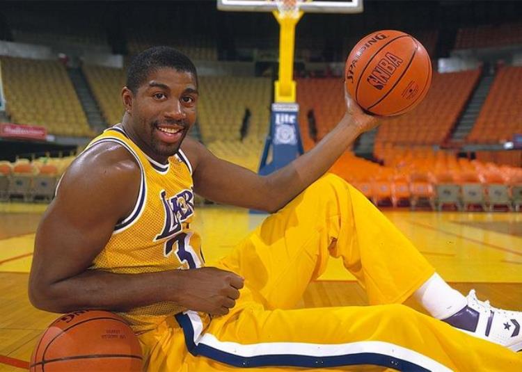 nba球员荣誉历史排名「个人思路按照硬荣誉排序NBA历史50大巨星2020年」