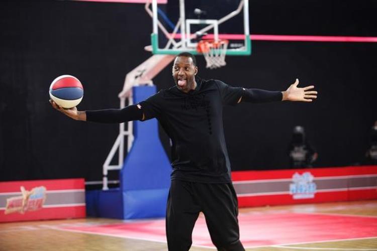 nba球星参加中国综艺节目「参加中国综艺秀的5大NBA球星科比的另一面同样秒杀其他巨星」