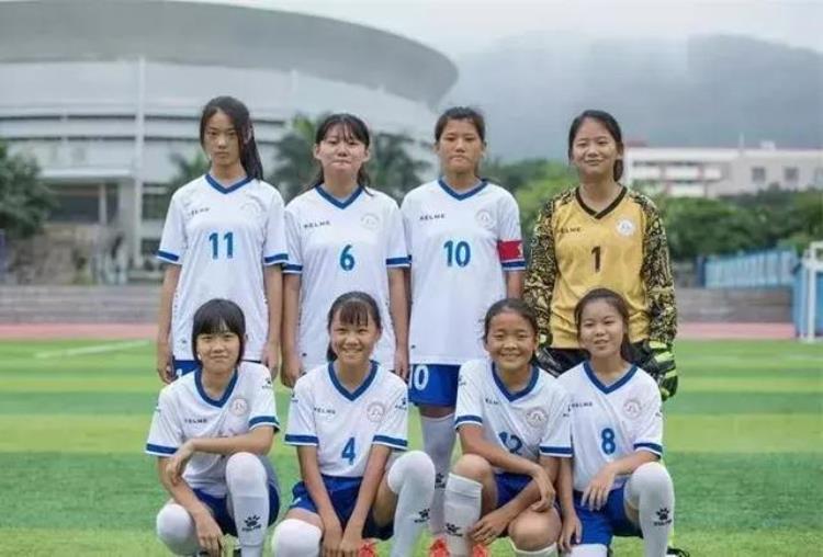 秀屿新闻网「秀屿体育厉害了这支女子足球队勇夺桂冠」