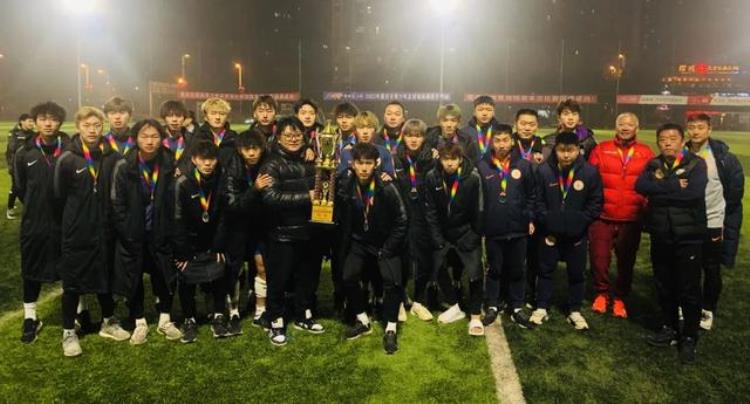 2021重庆市业余足球超级联赛落幕重庆青年点胜麟轩夺冠