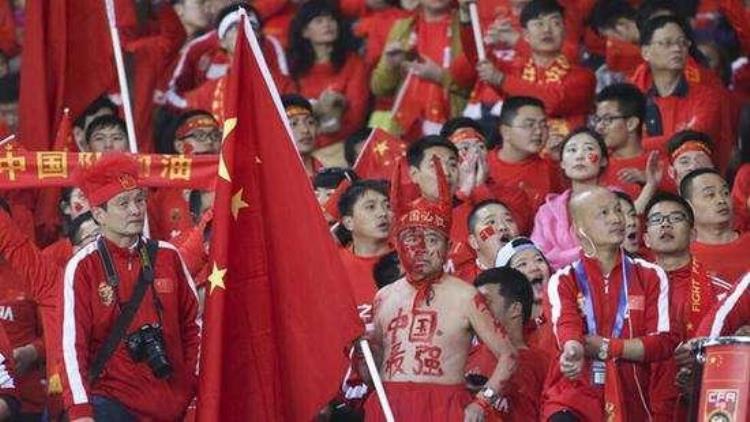 私企老板搞俱乐部和中国足球是两码事伪球迷无法理解