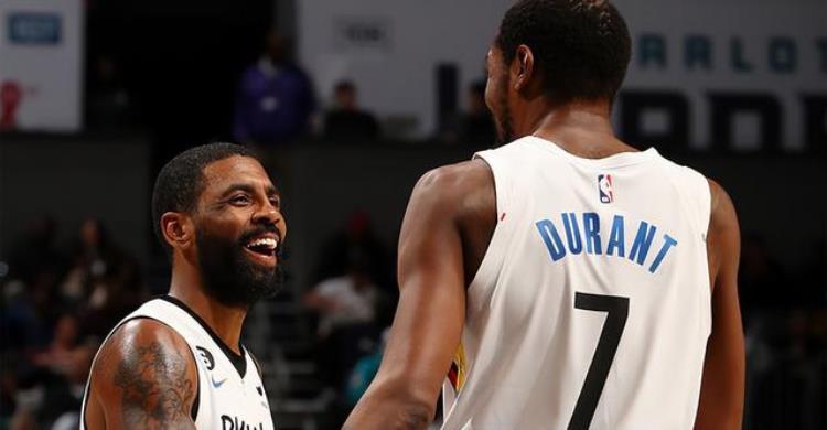 篮网队 詹姆斯「NBA两消息篮网打出团队篮球詹姆斯交易蠢蠢欲动」