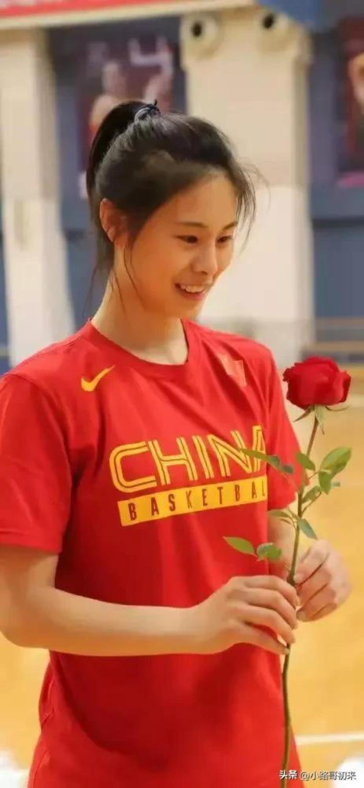 中国女篮十大美女姓名「中国女篮国家队10大美女你怎么排名」