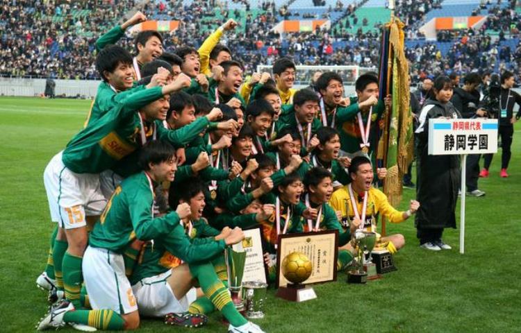 日本高中足球比赛观众超5万人「日高中足球联赛决赛观众56万J联赛却只有2万球迷为什么」