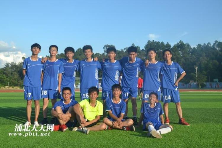 中国足球队未来「中国足球未来的希望就靠你们了」