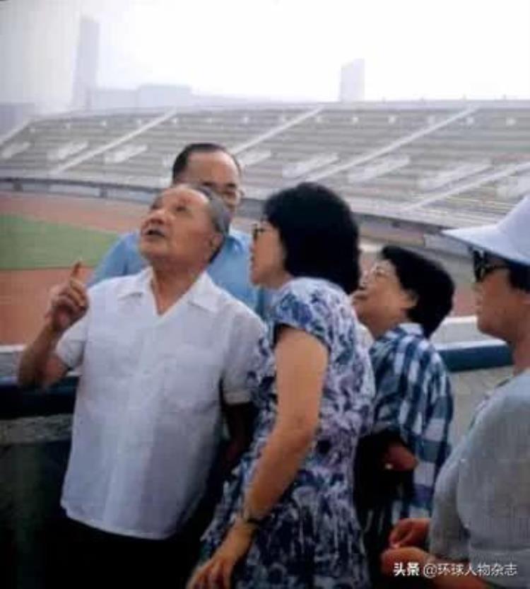 体育迷邓小平当年怎么看奥运