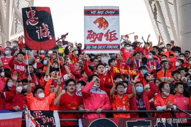 广州队中超阵容「热飚广州队中甲赛程出炉主场确定前12轮比赛均在下午3点进行」