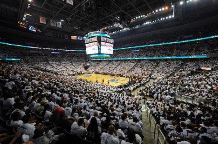 nba各球队球馆「30座NBA主场球馆照片您喜欢哪队的球馆」