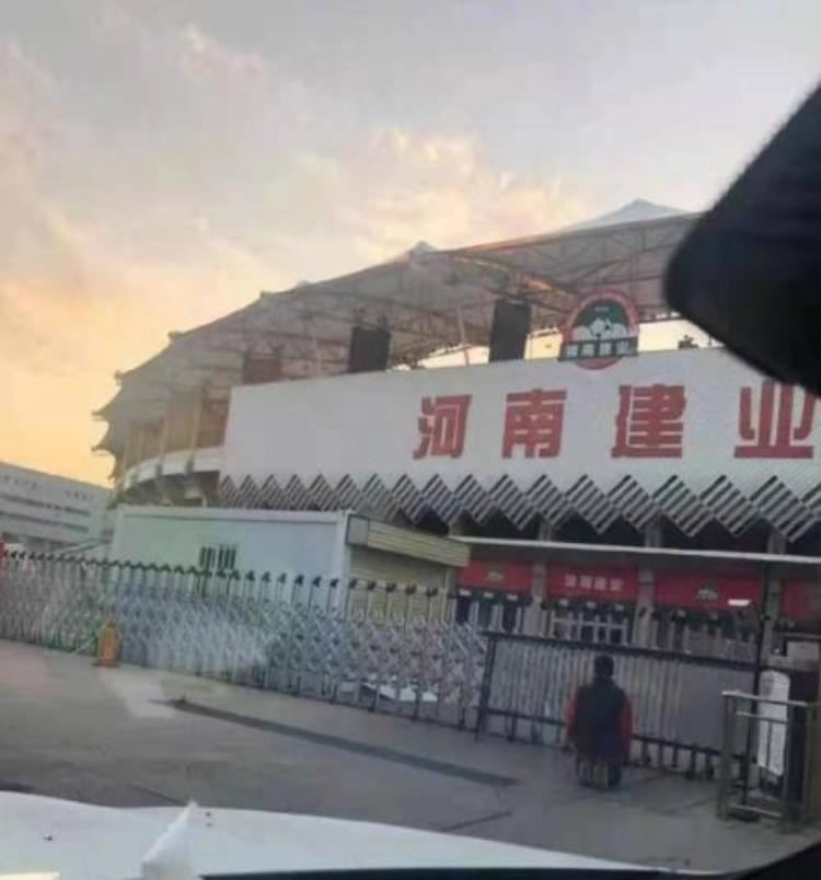 中国足球 改名「中国足球最近忙啥呢改名」