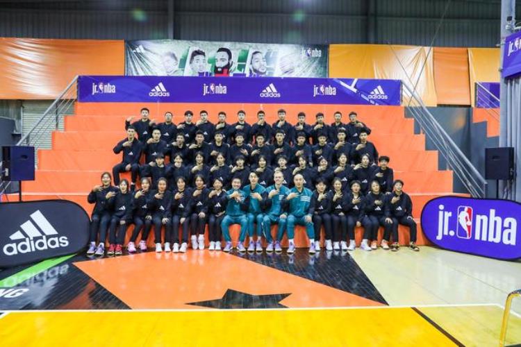 上海青少年篮球夏令营「NBA全球青少年篮球赛季上海开战校园赛事回到学生身边」