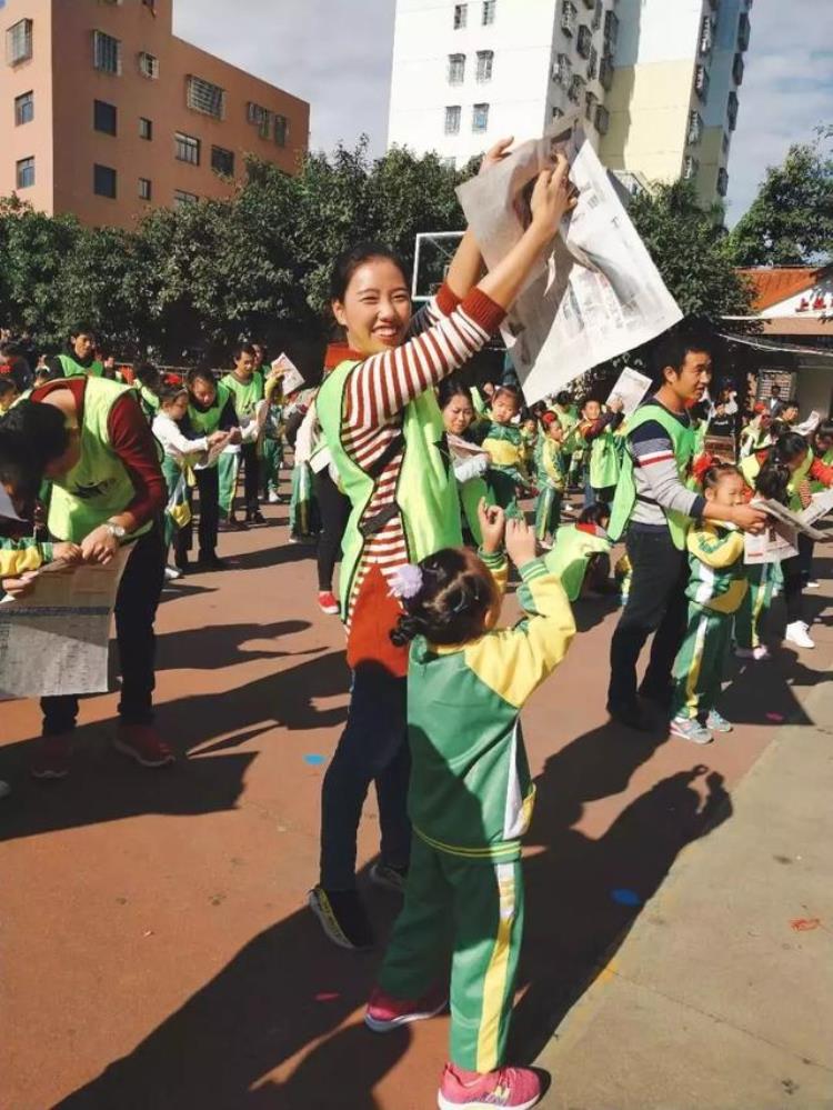 大手牵小手,一起来运动亲子运动会「大手拉小手健康动起来灌篮幼儿园2019亲子运动会」