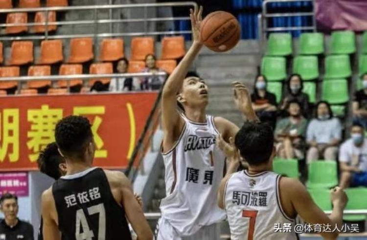 中国男篮身高最高的人「盘点中国男篮5名身高220米以上的球员谁能够真正接班姚明」