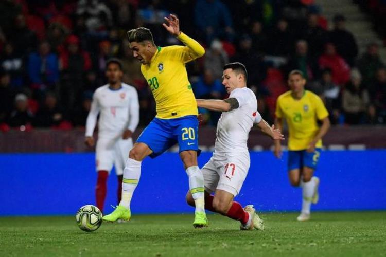 巴西世界杯名次「残酷曝世界第1巴西世界杯大名单33人竞争16人稳进7人淘汰」