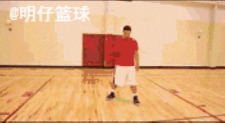 篮球胯下运球教学分解动作教程「篮球胯下运球教学分解动作教程」