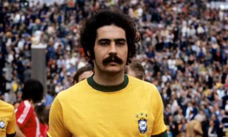巴西足球10号球衣是谁「继贝利之后巴西足球队历史上10号球衣拥有者谁的表现最好呢」