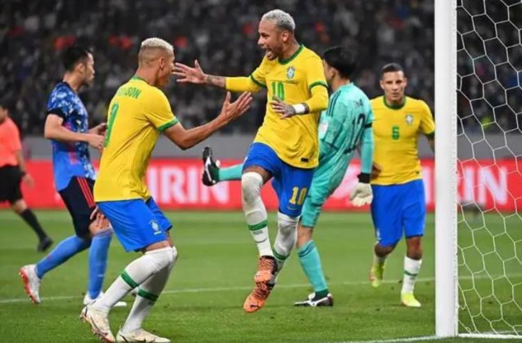 巴西世界杯名次「残酷曝世界第1巴西世界杯大名单33人竞争16人稳进7人淘汰」
