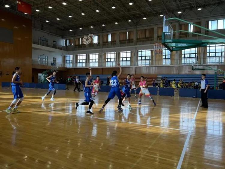 热血少年山东大学附属中学夺冠济南市中小学生篮球联赛男子初中组前八名出炉