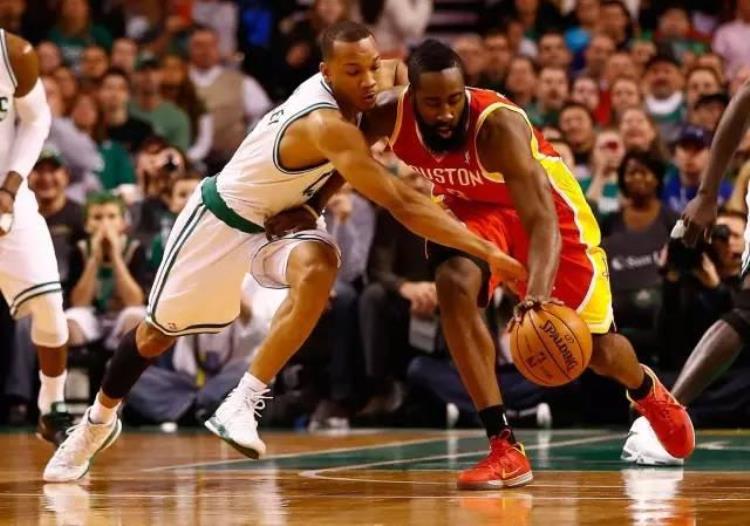 打篮球怎么防守正确的防守姿势你真的知道吗