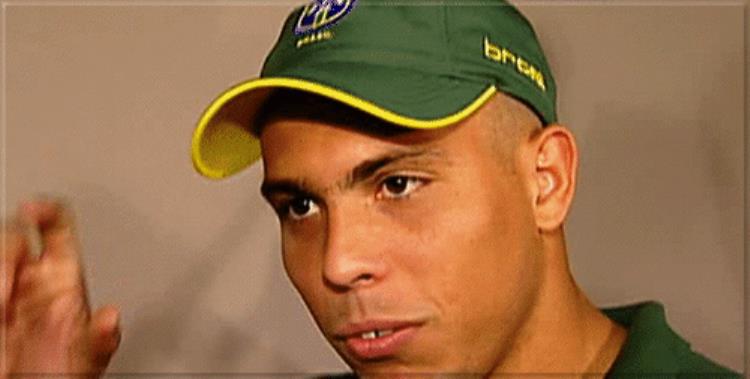 世界杯的冠军012002年的巴西队是谁「世界杯的冠军012002年的巴西队」