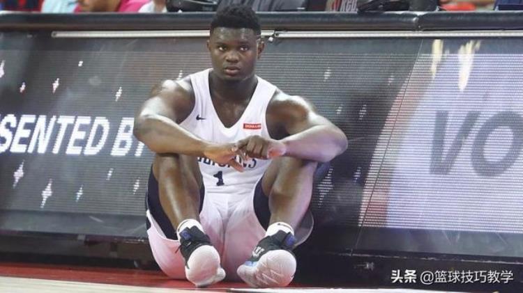 锡安生涯首秀「4个月3次受伤状元锡安又一次受伤接受NBA生涯第一次手术」