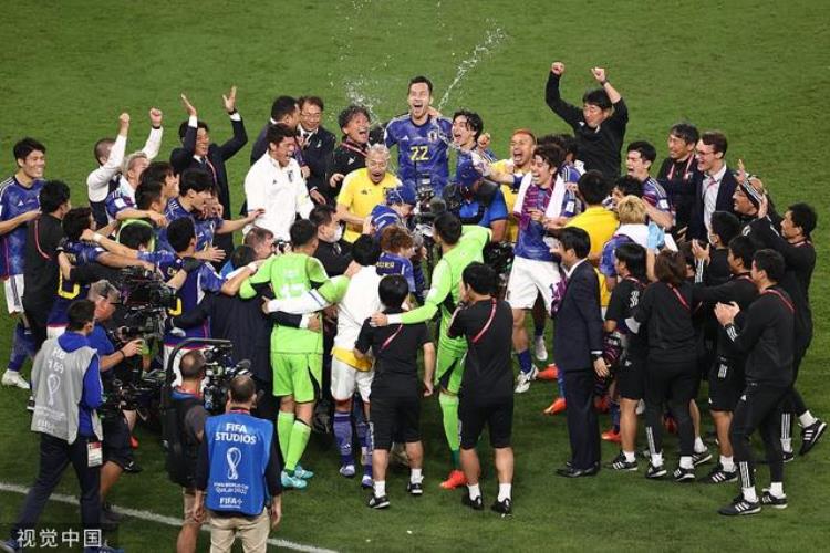 连续两次闯入世界杯16强日本足球目前定位如何