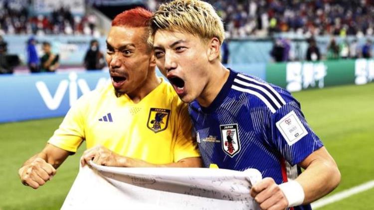 央视CCTV5直播亚洲双雄出战世界杯日本过招克罗地亚韩国挑战巴西
