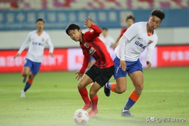 为什么中国足球近20年踢不进世界杯