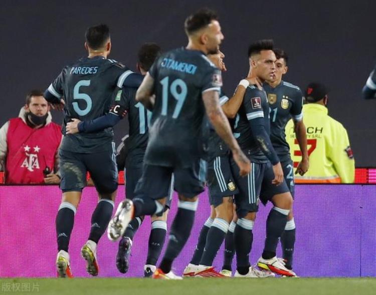 劳塔罗 阿根廷「世预赛劳塔罗头槌破门横梁帮忙拒点阿根廷10秘鲁连续25场不败」