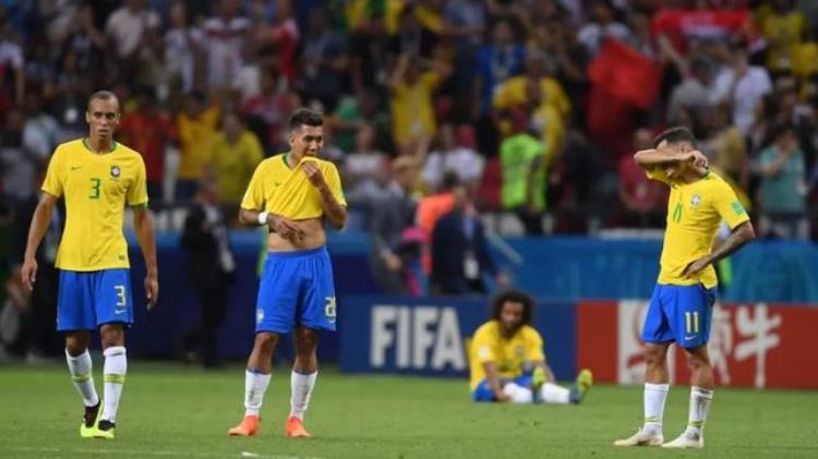 巴西四届世界杯更替三套班底栽在同一个坑