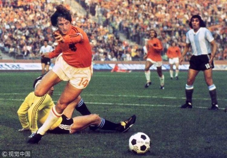 荷兰德国交手记录「足球恩恩怨怨细数荷兰德国30多年交锋史」