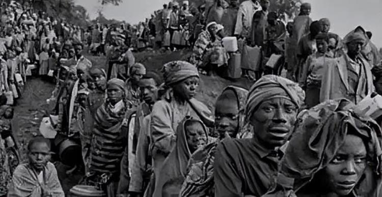 非洲惨案「1986年非洲杀人湖一夜夺走1700人生命将水抽出后揪出凶手」