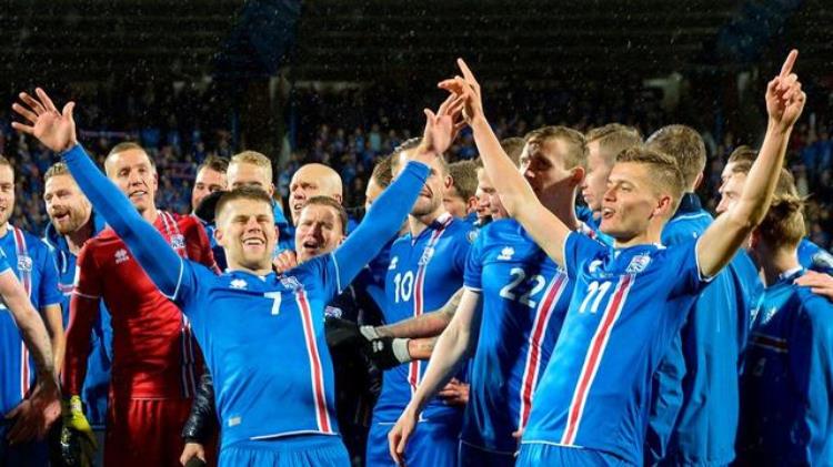 足球世界杯冰岛「世界杯巡礼之冰岛32万人蕞尔小国创奇迹维京战舞亮相世界杯」