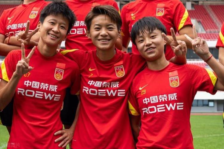 中国女足世界杯出线「中国女足或有两支球队参加世界杯创造历史球迷下届去四支」