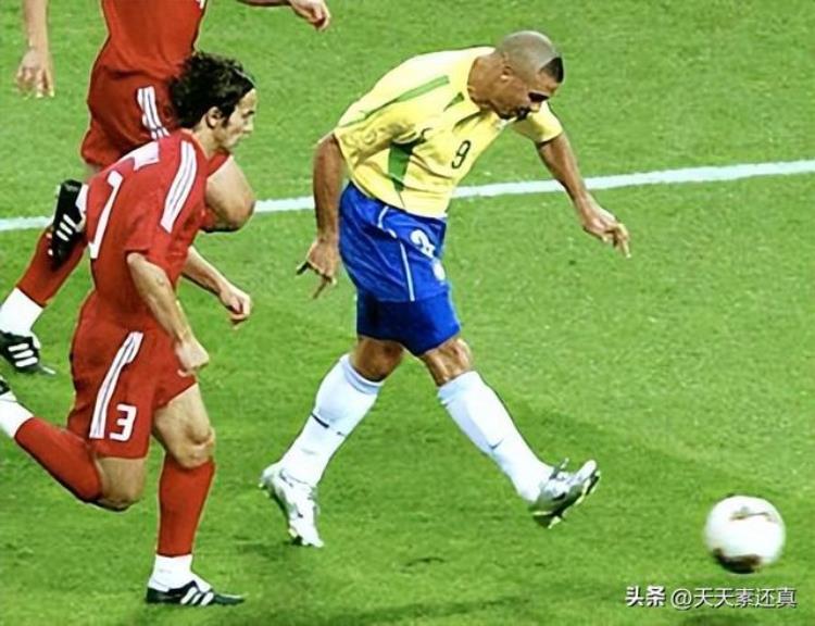 巴西的五次世界杯冠军「淘汰赛连赢四支欧洲球队巴西五次世界杯夺冠只有02年做到了」